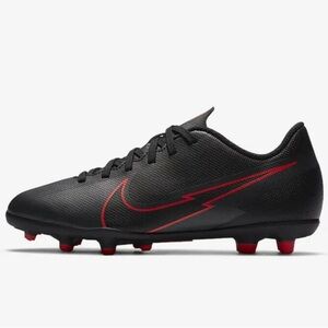 Nike Mercurial Vapor 13 Academy Athletic Black Cleats Men Sz 8 Sports AT7968-060